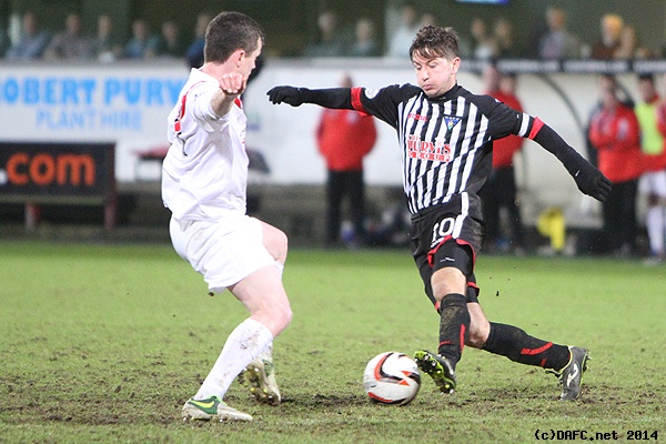 (c) www.DAFC.net
Photographs can be requested from photos@dafc.net
Joe Cardle hits the wall with this effort.
(IMG_0088.jpg)