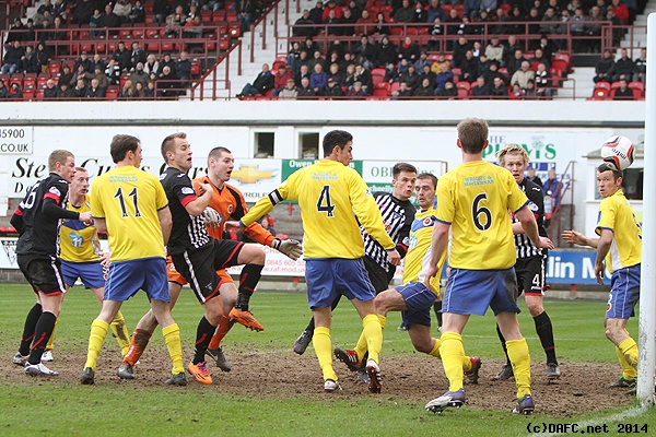 (c) www.DAFC.net
Photographs can be requested from photos@dafc.net
Pars effort hits the woodwork.
(IMG_0167.jpg)