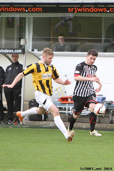 (c) www.DAFC.net
Photographs can be requested from photos@dafc.net
Shaun Byrne equalises to make it 2-2! (2of2)
(IMG_0519.jpg)
