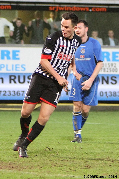 (c) www.DAFC.net
Photographs can be requested from photos@dafc.net
Lawrence Shankland makes it 3-2!
(IMG_0536.jpg)