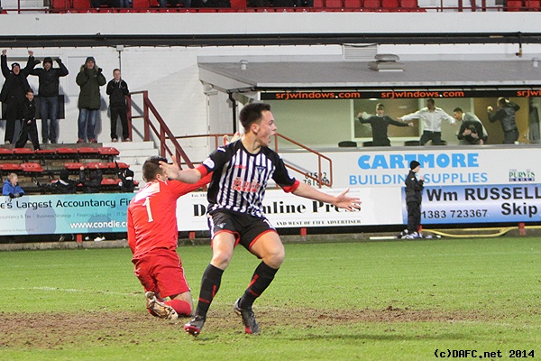 (c) www.DAFC.net
Photographs can be requested from photos@dafc.net
Lawrence Shankland celebrates his goal on his debut!
(IMG_0538.jpg)