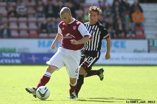 (c) www.DAFC.net
Photographs can be requested from photos@dafc.net
Josh Falkingham v Darren Smith.
(ParsvArbroath17thAugust2013147.jpg)