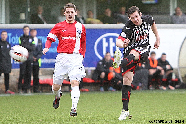 (c) www.DAFC.net
Photographs can be requested from photos@dafc.net
Ross Forbes opens the scoring with this effort.
(ParsvAyrUnited22ndFebruary2014.008.jpg)