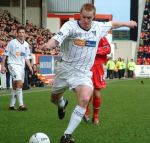 Aberdeen v Pars 21st Febuary 2004. Greig Shields in action.