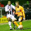 Dundee Utd. v Pars 28th October 2008. Kevin Harper in action.