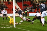 Pars v Celtic 10th December 2006. Stephen Simmons goal (3 of 4).