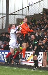 Pars v Dundee Utd. 22nd Jan 2005. Scott Thomson in action