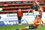 Pars v Dundee United 21st April 2007. Tam McManus attacks!