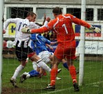 Pars v Queen of the South 16th April 2011